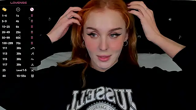 Snapshot of LianaFord chatting on 11-11-25, 06:58 LianaFord online show from 11-11-25, 06:58