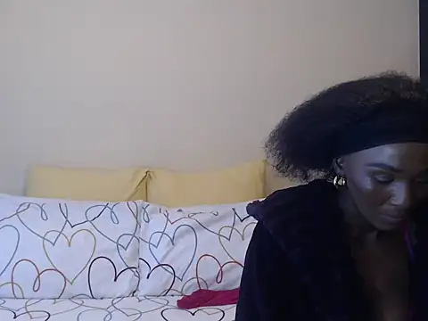 yummycherryxx online show from 07-20-26, 08:22
