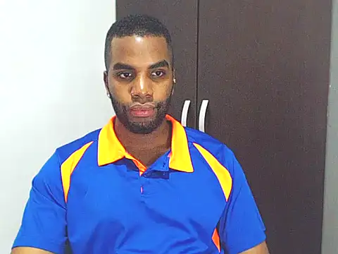 Snapshot of Rene_hotman chatting on 03-18-25, 07:55 Rene hotman online show from 03-18-25, 07:55