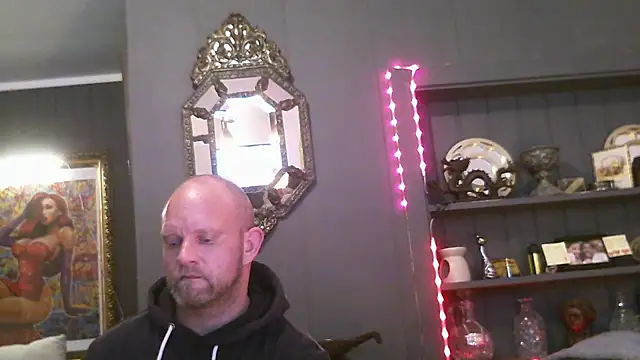 Trapods online show from 12-20-24, 09:00