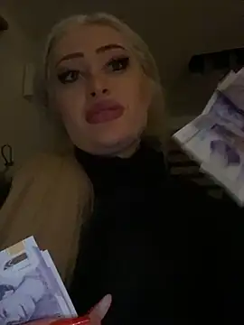 Snapshot of JennaLinn chatting on 02-24-25, 08:47 JennaLinn online show from 02-24-25, 08:47
