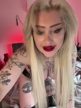 Snapshot of JennaLinn chatting on 03-03-25, 02:49 JennaLinn online show from 03-03-25, 02:49
