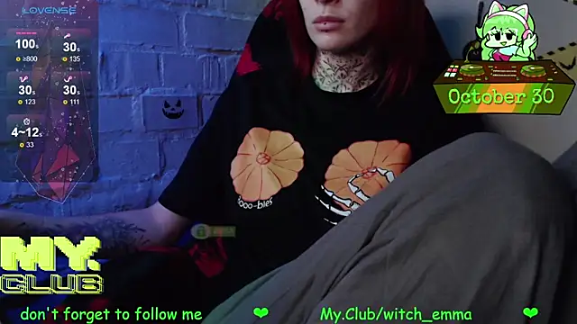 Witch Emma online show from 10-30-25, 09:07
