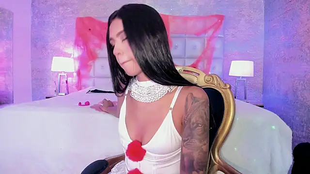 AntonellaRossi online show from 10-22-25, 07:46