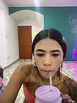 AntonellaRossi online show from 06-14-26, 07:37