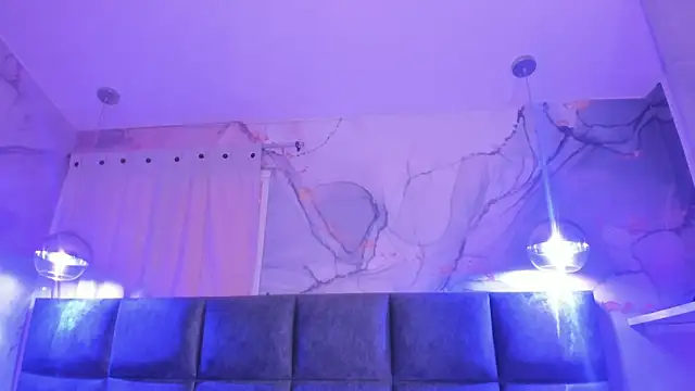 Snapshot of AntonellaRossi chatting on 02-06-26, 07:43 AntonellaRossi online show from 02-06-26, 07:43