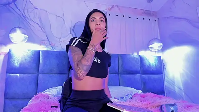 Snapshot of AntonellaRossi chatting on 02-11-26, 07:58 AntonellaRossi online show from 02-11-26, 07:58