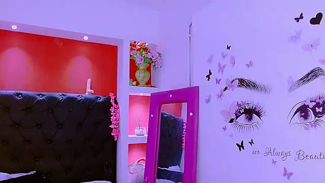 priscilahotker online show from 03-18-25, 09:01