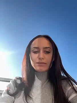 Snapshot of Zeyna1 chatting on 03-05-25, 02:23 Zeyna1 online show from 03-05-25, 02:23