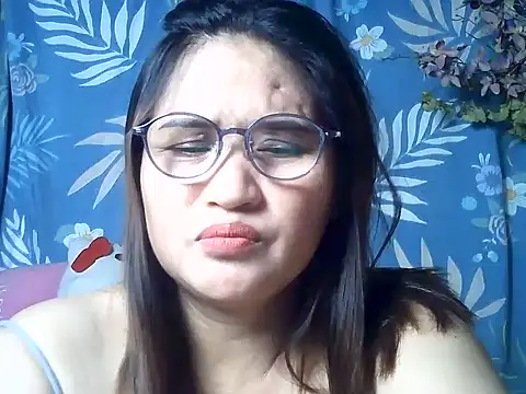 Snapshot of Amazing_Angel22 chatting on 06-02-26, 04:07 Amazing Angel22 online show from 06-02-26, 04:07