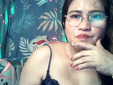 Amazing Angel22 online show from 12-18-25, 04:44