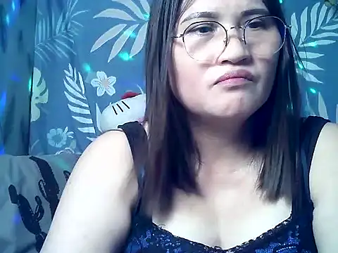 Snapshot of Amazing_Angel22 chatting on 05-16-26, 12:53 Amazing Angel22 online show from 05-16-26, 12:53
