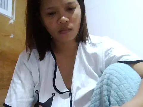 Snapshot of Silly_Girl21 chatting on 07-16-26, 05:21 Silly Girl21 online show from 07-16-26, 05:21