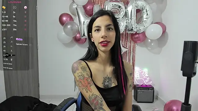 Snapshot of labrika_ chatting on 02-21-25, 12:06 labrika online show from 02-21-25, 12:06