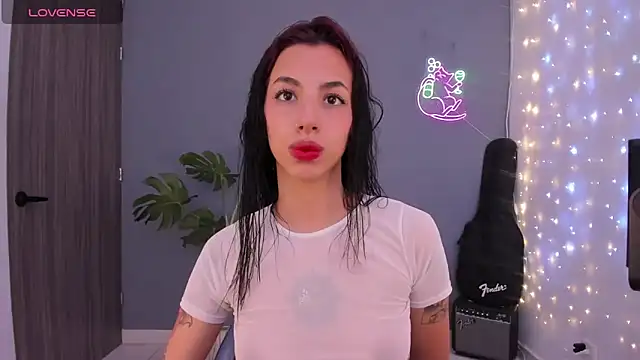 Snapshot of labrika_ chatting on 09-24-25, 03:40 labrika online show from 09-24-25, 03:40