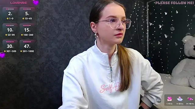 KateJonson online show from 02-12-26, 10:04