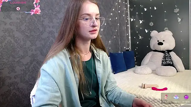 KateJonson online show from 06-11-26, 10:34