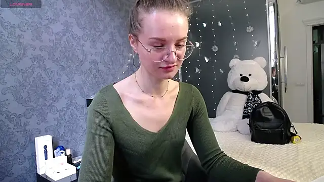 KateJonson online show from 06-03-26, 06:47