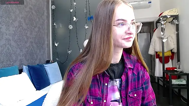 KateJonson online show from 11-14-25, 07:23