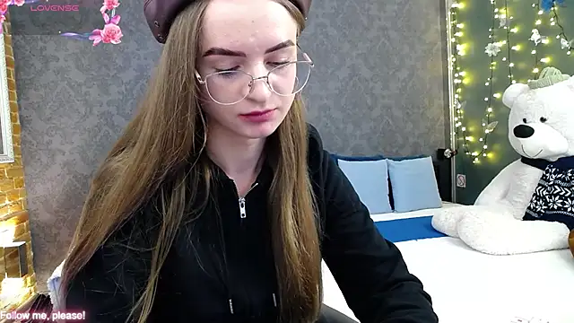 KateJonson online show from 11-12-25, 01:26