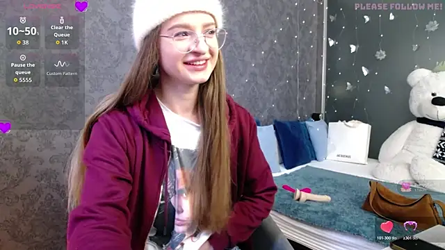 KateJonson online show from 02-05-26, 08:21