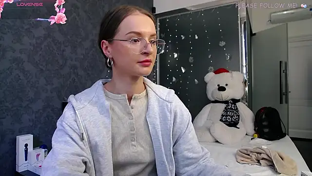 KateJonson online show from 05-11-26, 12:28