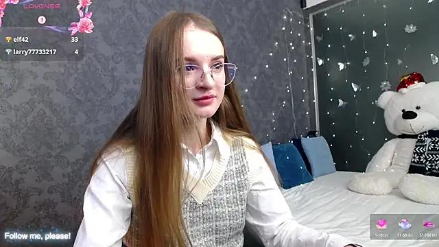 KateJonson online show from 12-22-25, 07:41