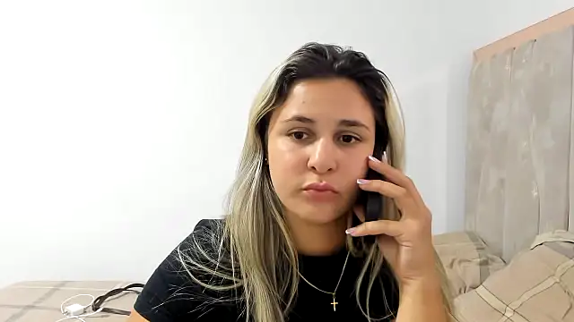 Snapshot of Lana_Sofia1 chatting on 09-19-25, 10:47 Lana Sofia1 online show from 09-19-25, 10:47