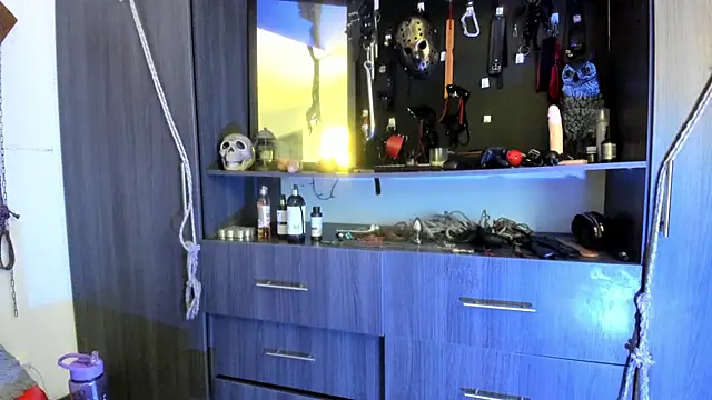 sweet  wild online show from 01-31-25, 10:42