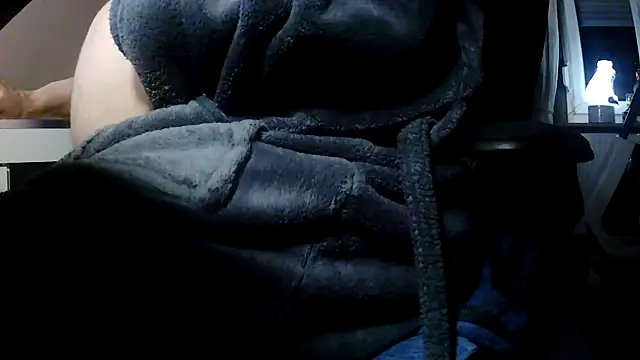 suedel65 online show from 11-28-25, 04:56