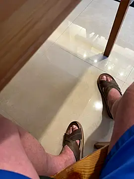 suedel65 online show from 10-31-25, 05:48