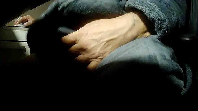 suedel65 online show from 03-12-26, 04:29