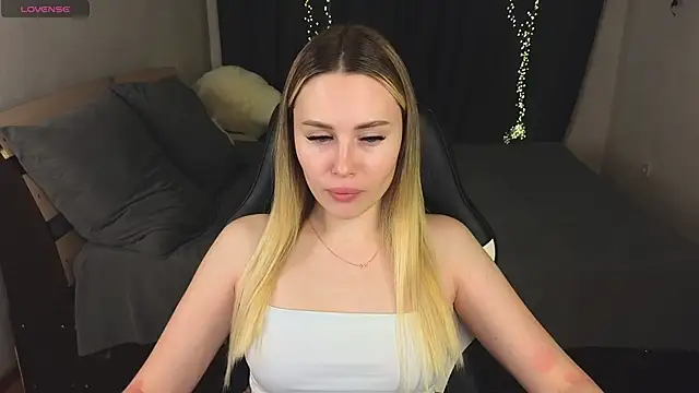 Snapshot of Alenca_hot_sex chatting on 01-31-25, 04:17 Alenca hot sex online show from 01-31-25, 04:17