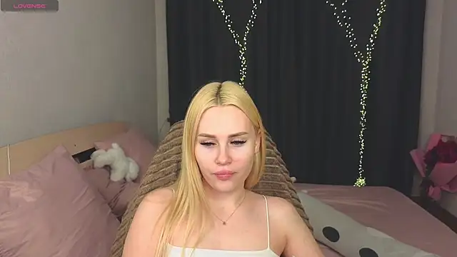 Snapshot of Alenca_hot_sex chatting on 02-27-25, 02:43 Alenca hot sex online show from 02-27-25, 02:43