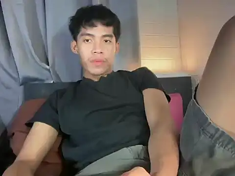 Lightjt04 online show from 04-19-26, 02:40