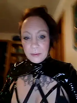 Snapshot of Jan_ina chatting on 02-01-25, 02:37 Jan ina online show from 02-01-25, 02:37