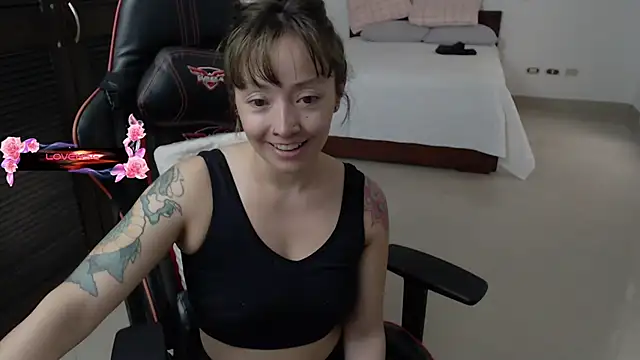 pink-2022 online show from 01-16-26, 05:28