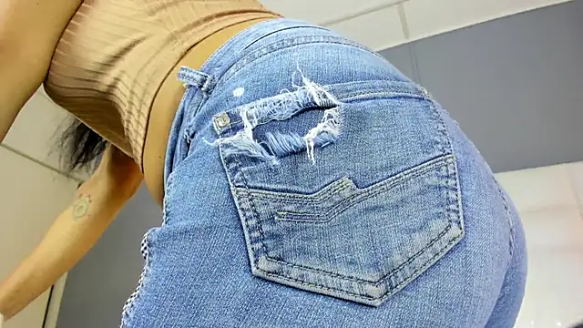  BunnyNaugthy online show from 04-11-26, 05:27