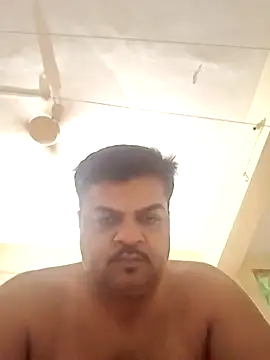 Snapshot of Desi_Londa_143 chatting on 03-07-25, 12:15 Desi Londa 143 online show from 03-07-25, 12:15