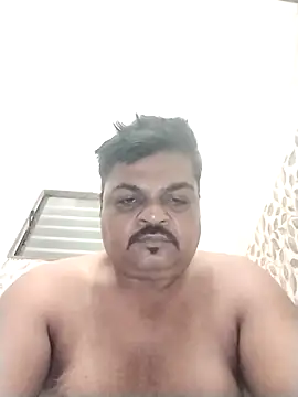 Snapshot of Desi_Londa_143 chatting on 09-21-25, 09:42 Desi Londa 143 online show from 09-21-25, 09:42
