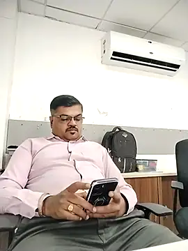 Desi Londa 143 online show from 02-26-26, 06:02