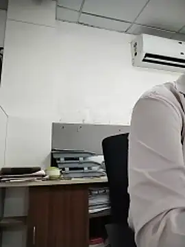 Desi Londa 143 online show from 05-20-26, 05:15