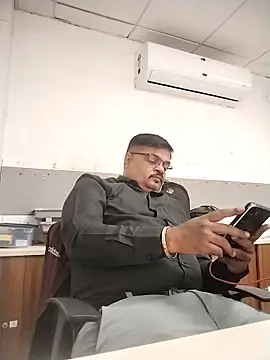 Desi Londa 143 online show from 12-03-25, 04:46