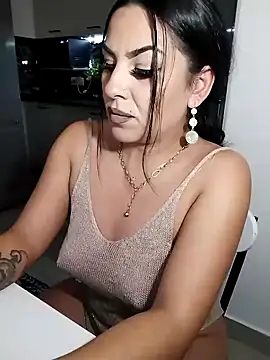 hot-babygirl online show from 11-25-25, 09:26