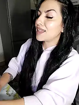 hot-babygirl online show from 02-18-25, 08:25