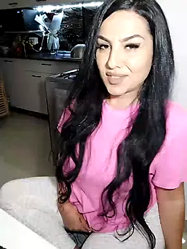 hot-babygirl online show from 04-15-26, 07:51