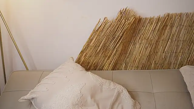 bunnycuteshy online show from 04-15-26, 12:53