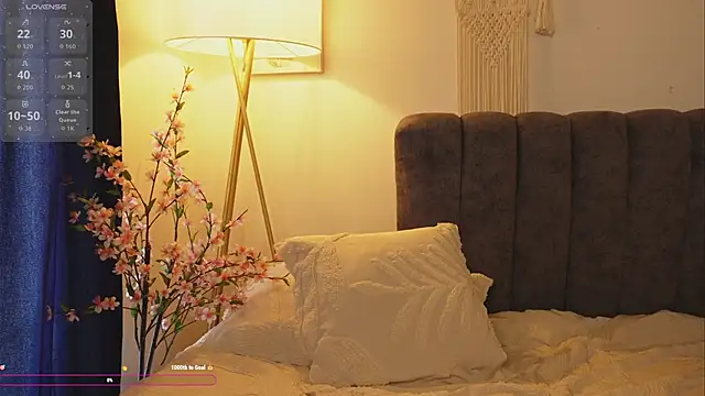 Snapshot of bunnycuteshy chatting on 09-23-25, 02:24 bunnycuteshy online show from 09-23-25, 02:24