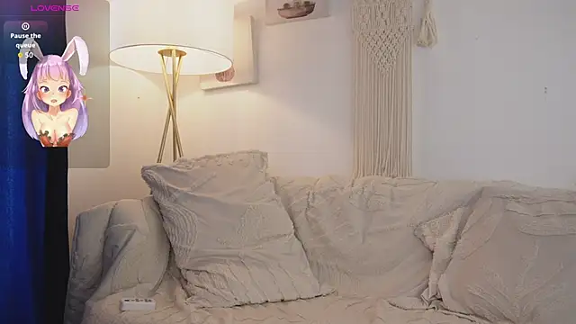 Snapshot of bunnycuteshy chatting on 12-18-25, 12:53 bunnycuteshy online show from 12-18-25, 12:53