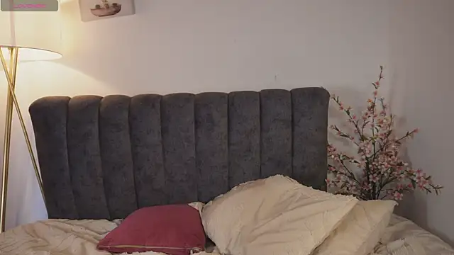 bunnycuteshy online show from 07-24-26, 01:07